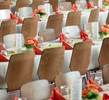 decorated-tables-for-wedding